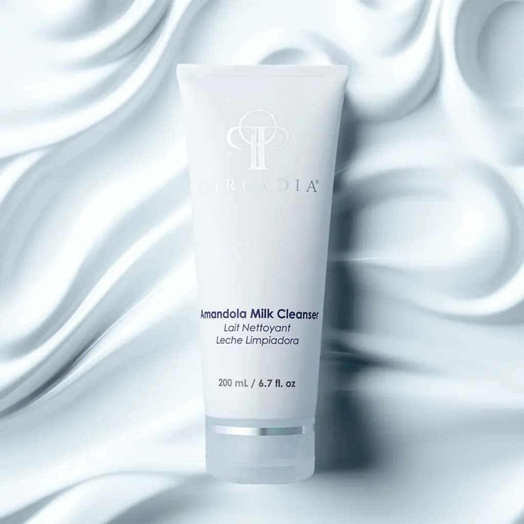 Oczyszczanie skóry z Circadia - Amandola Milk Cleanser